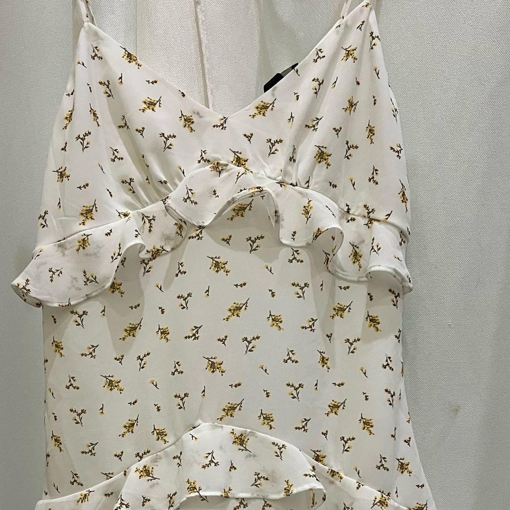 BRAND NEW Forever 21 Woven Cream and Yellow Floral Ruffle Detail Dress JRS L - Picture 2 of 5